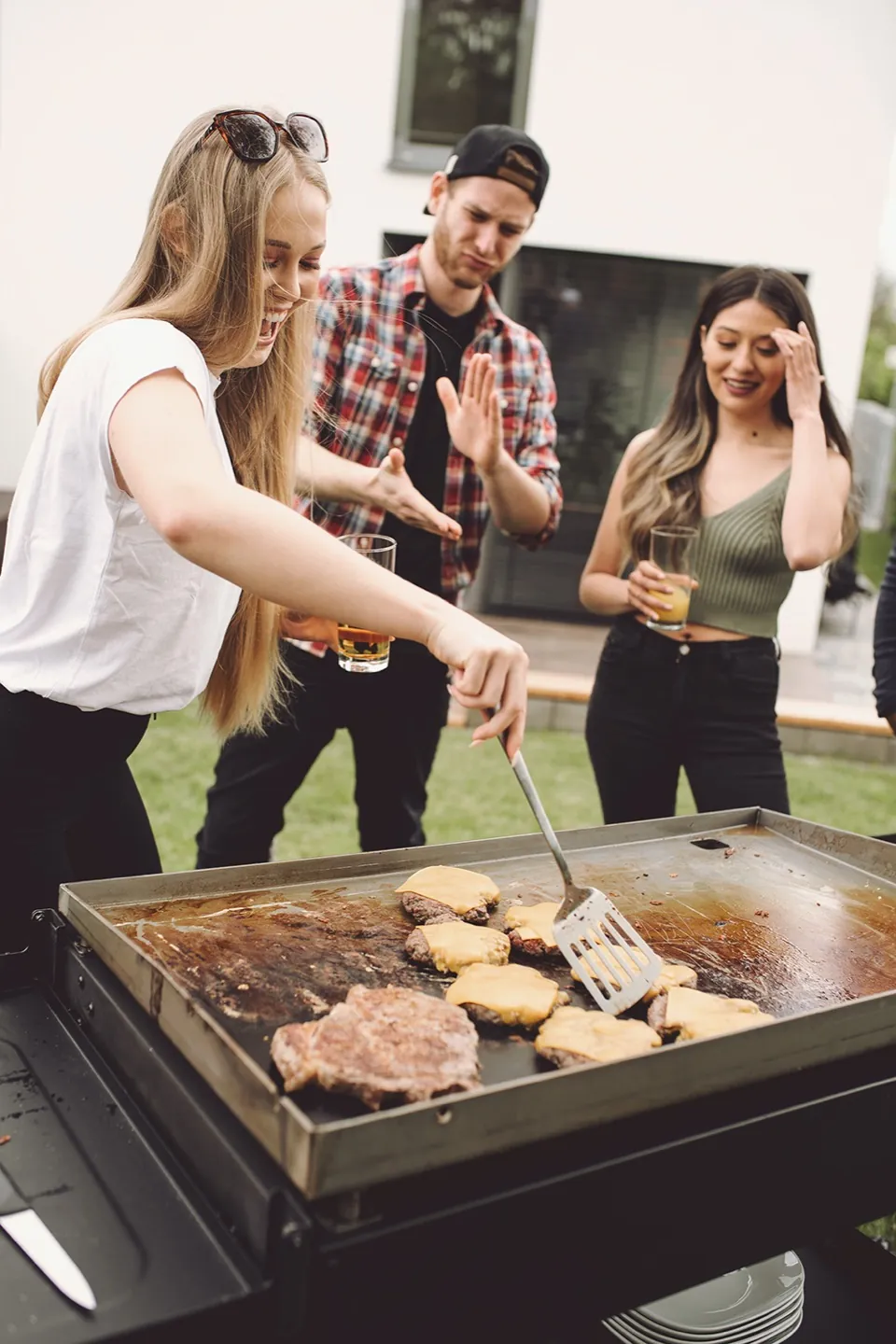 Razor Griddle — outdoor griddle lifestyle shoot